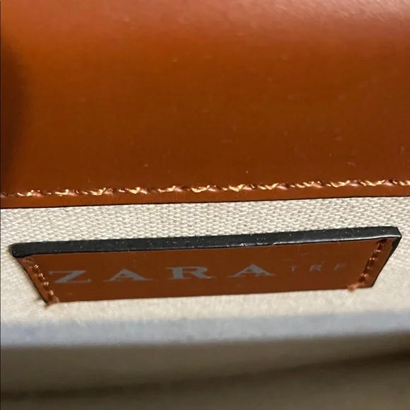 Zara Brown and White Chain Crossbody Bag - Picture 10 of 16